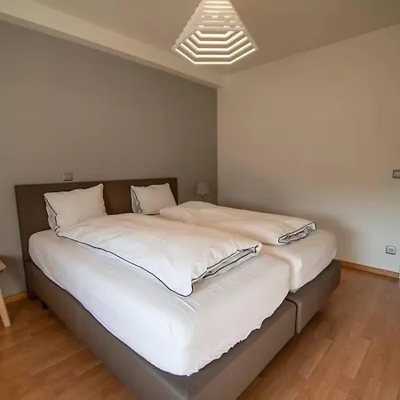 8 Bedrooms House With Indoor Pool & Sauna In The Fagnes Villa